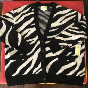 NWT Yummy Sweater  Cardigan XXL Zebra Print